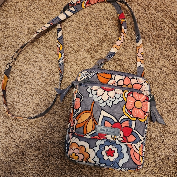 Vera Bradley Purse - Picture 3 of 4